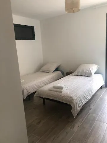 Les Lecci E Mare Villa *